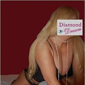 Joel Matură escort in Stuttgart offers Finalizare pe Corp(COB) services