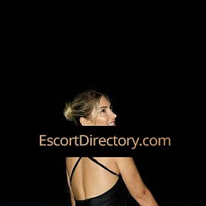 Anna escort in  offers Ejaculation sur le corps services