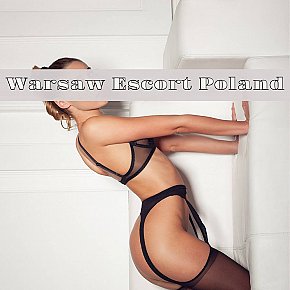 Amely Student(in) escort in Warsaw offers Intimmassage services