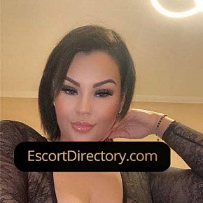 Natalie Großer Busen escort in Budapest offers Girlfriend Experience (GFE) services