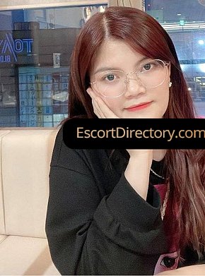Elyza Vip Escort escort in  offers Massagem erótica services