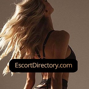 Amily Model /Ex-model
 escort in Lugano offers Striptease/Lapdance services