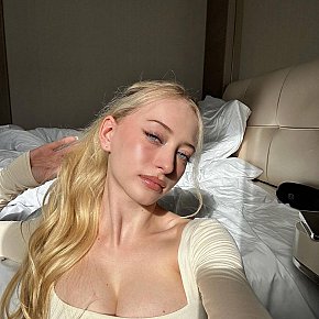 Adelina-Eliasson escort in Stockholm offers Erotic massage services