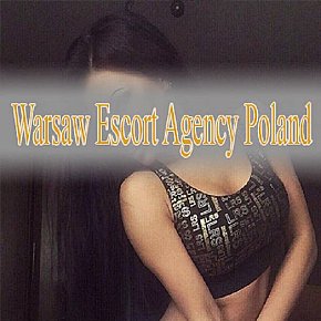 Sarah Muscular
 escort in Warsaw offers Cum on Face services