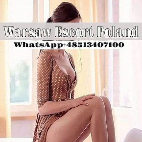 Ivy Piccolina escort in Warsaw offers Bacio services