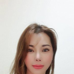 Linda Naturală escort in Abu Dhabi offers Oral cu Prezervativ services