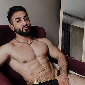 Elmaritto Muskulös escort in Istanbul offers Analsex services