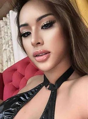 Minaz Modelo/Ex-modelo escort in Ajman offers sexo oral com preservativo services