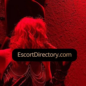 Amanda Vip Escort escort in  offers Ejaculação no corpo (COB) services