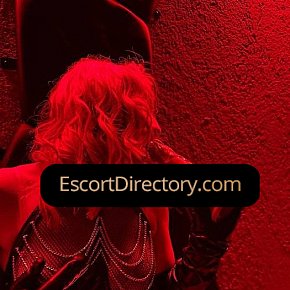 Amanda escort in  offers Fußfetisch services