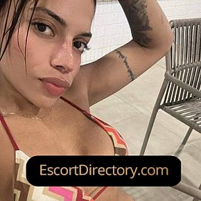 Lola escort in Rio de Janeiro offers French Kissing services