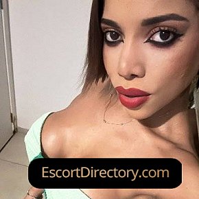 Lola escort in Rio de Janeiro offers French Kissing services