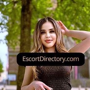 Alice Vip Escort escort in  offers Strip-tease /Dança de mesa services
