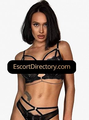 Lia Vip Escort escort in  offers Beijo francês services