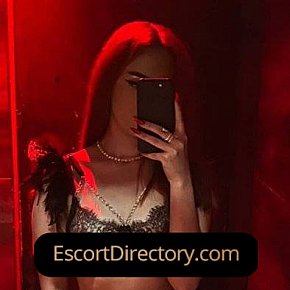 Nika Vip Escort escort in Prague offers Masturbazione services