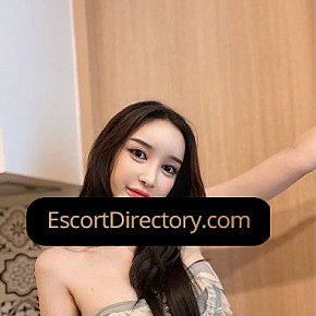 Pingping escort in Bangkok offers Deep Throat services