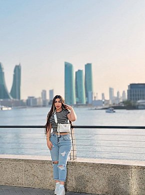 Aiyla-Arabic-Anal-Girl Mature escort in Doha offers Erotic massage services