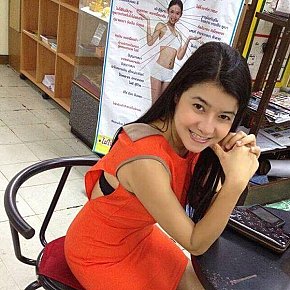 Nitty Mûre escort in Bangkok offers Expérience de star du porno (PSE) services