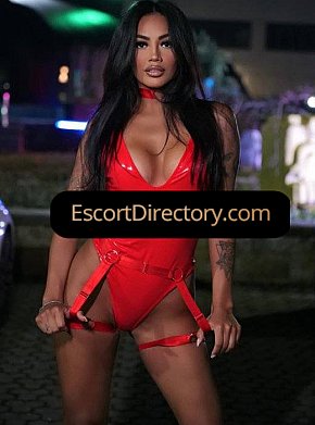 Jessica escort in  offers Chuva Dourada (dar) services