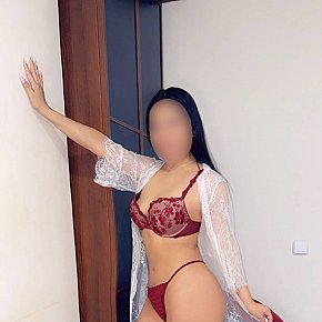 ABRIL Vip Escort escort in Madrid offers 69 Position services