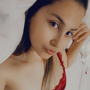 Chacha-Merve escort in  offers Jeux de rôles et fantasmes services