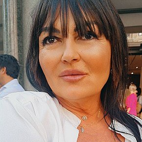 ANETTE Reif escort in Wien offers Zungenküsse services