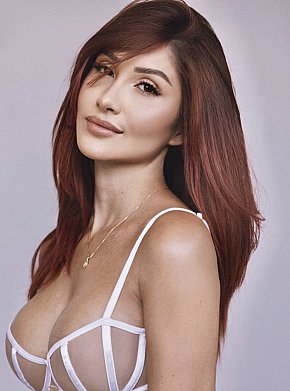 LILY Mignonă escort in Cancun offers Girlfriend Experience(GFE) services