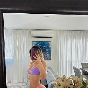 Debora-Morais escort in  offers Erotische Massage services