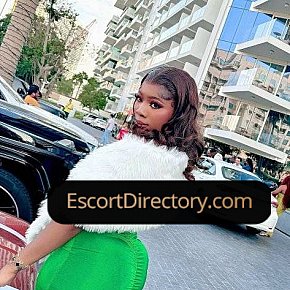 Angel escort in Dubai offers Cumshot on body (COB) services