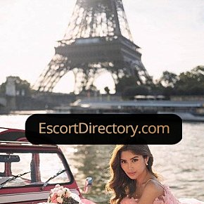 Barbie Modelo/Ex-modelo escort in Macau offers Sexo anal services