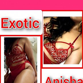 British-Anisha escort in  offers Beso Negro (recibir)
 services