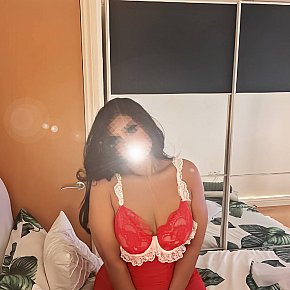 British-Anisha Madura escort in Essex offers Masturbar
 services