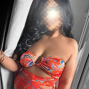 British-Anisha Madura escort in Essex offers Sexo en diferentes posturas
 services