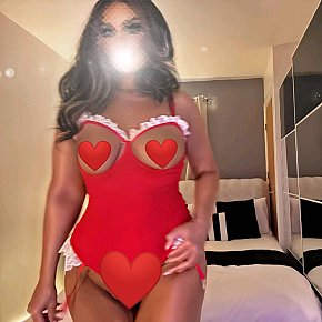 British-Anisha Madura escort in Essex offers Masturbar
 services