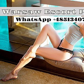 Francesca Natürlich escort in Warsaw offers Analsex services