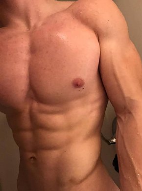 James Muskulös escort in Cape Town offers Zungenküsse services