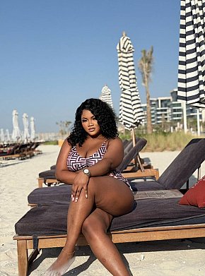 Michelle Tetas Enormes escort in  offers Sexo en diferentes posturas
 services