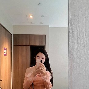 Yulia escort in Singapore City offers Full Body Sensual Massage services