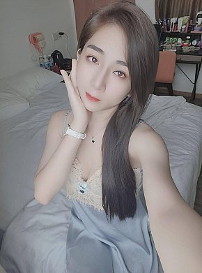 Yulia escort in Singapore City offers Full Body Sensual Massage services