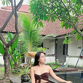 Zee escort in Kuta Bali offers Kamasutra services