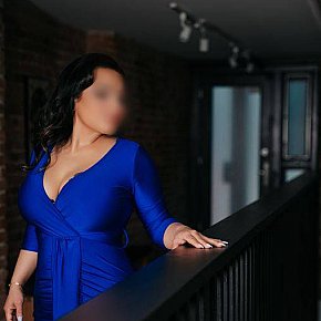 Maria-Vega escort in Vancouver offers Girlfriend Experience (GFE) services