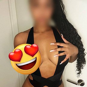 Olivia-Luxx escort in Ottawa offers DUO services