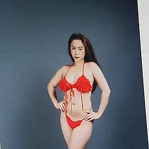 Rafaela Model /Ex-model
 escort in Manila offers Squirting services