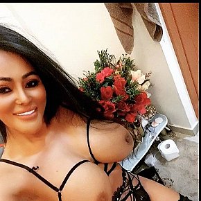 EllA Super Gros Seins escort in 