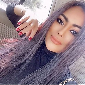 EllA Super Gros Seins escort in 