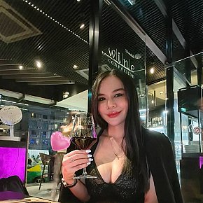 Nadia Mûre escort in Bangkok offers Ejaculation dans la bouche services