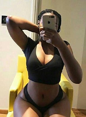 Perky-ella Delicada escort in Lagos offers Brincar com vibrador/Brinquedos services