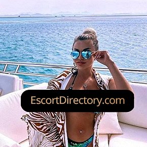 Milana Vip Escort escort in  offers Körperbesamung services