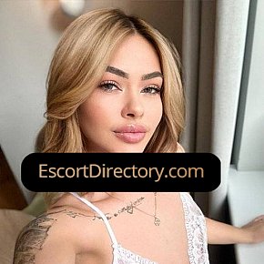 Mariela-Ferrari Vip Escort escort in  offers Sărut Franţuzesc services