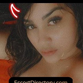 Wellenn Vip Escort escort in Luxembourg offers Anal Sex services